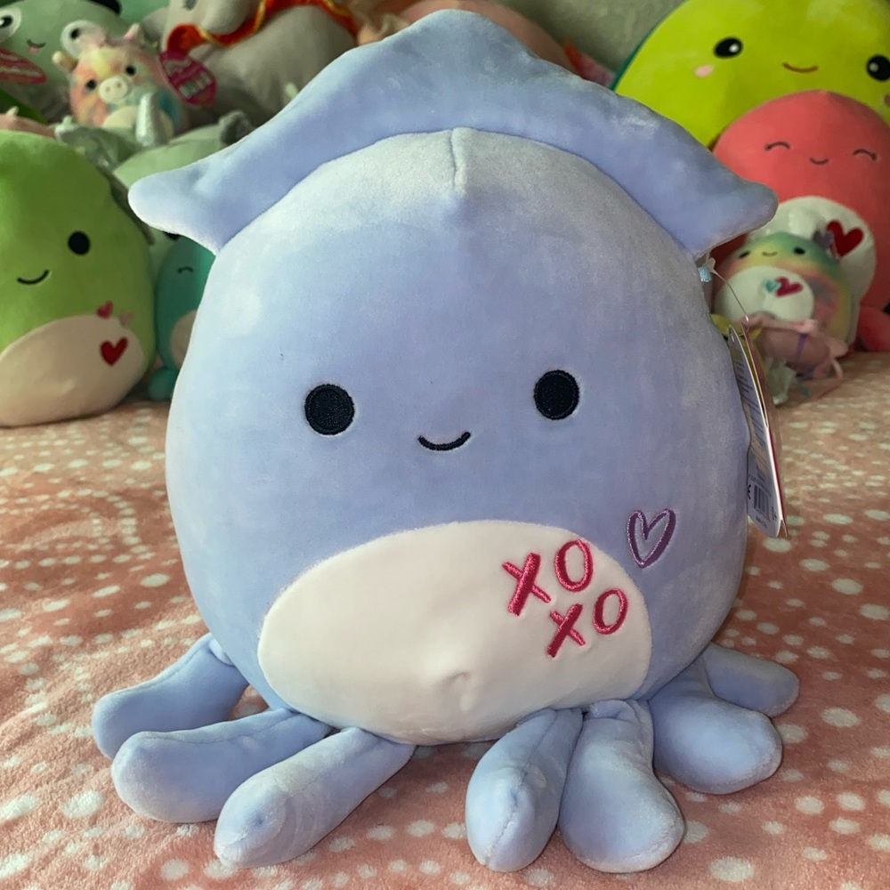 Squishmallow Stacy The squid valentine 8” Plush